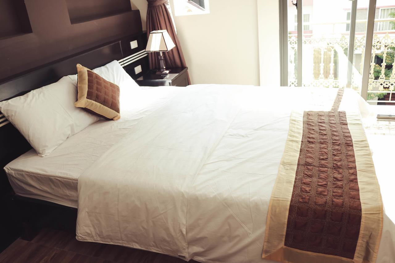 Emirates Cactus Hotel Da Nang Bagian luar foto